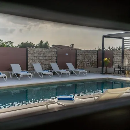 Pinna - Caretta Apartament *